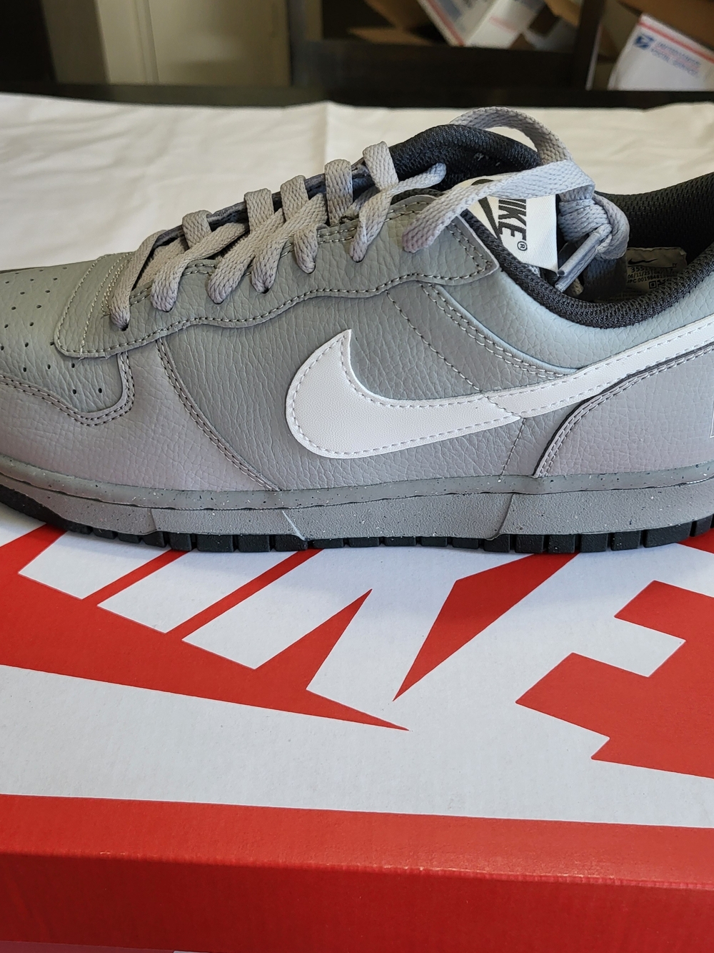 NEW* Nike Big Nike Low Wolf Grey White Basketball Shoes Men's Size 9.5 Women 11